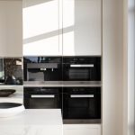 Was ist der Unterschied zwischen Mikrowelle und Backofen?