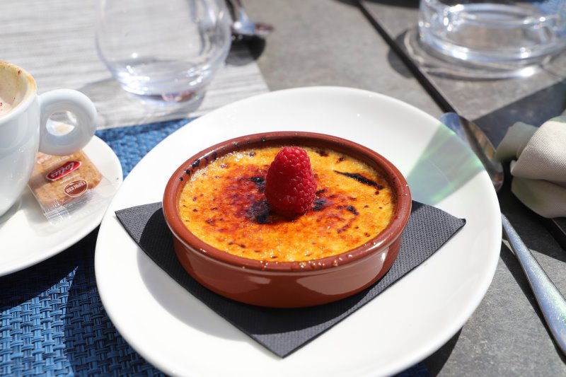 Flambierte Creme-Brulee