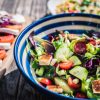 Salatschüssel mit Salat